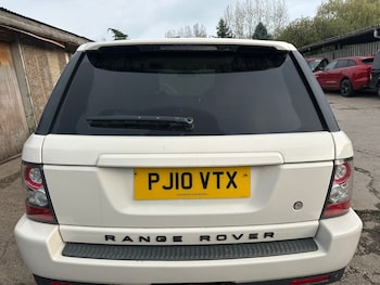 Used Land Rover Range Rover Sport 2010 for sale - 76176616: Photo 4