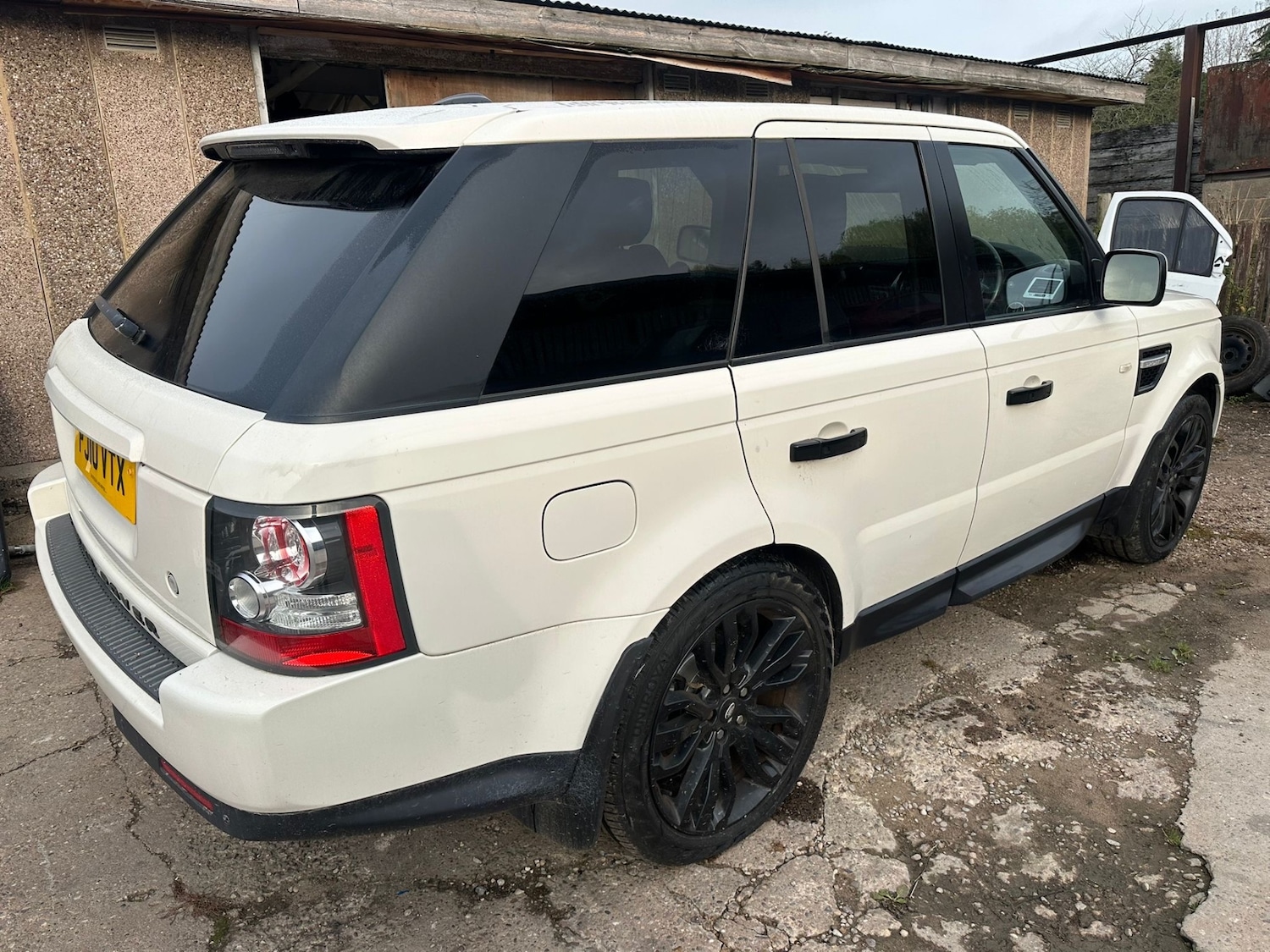Used Land Rover Range Rover Sport 2010 for sale - 76176616: Photo 5