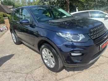 Used Land Rover Discovery Sport 2015 for sale - 79697320: Photo