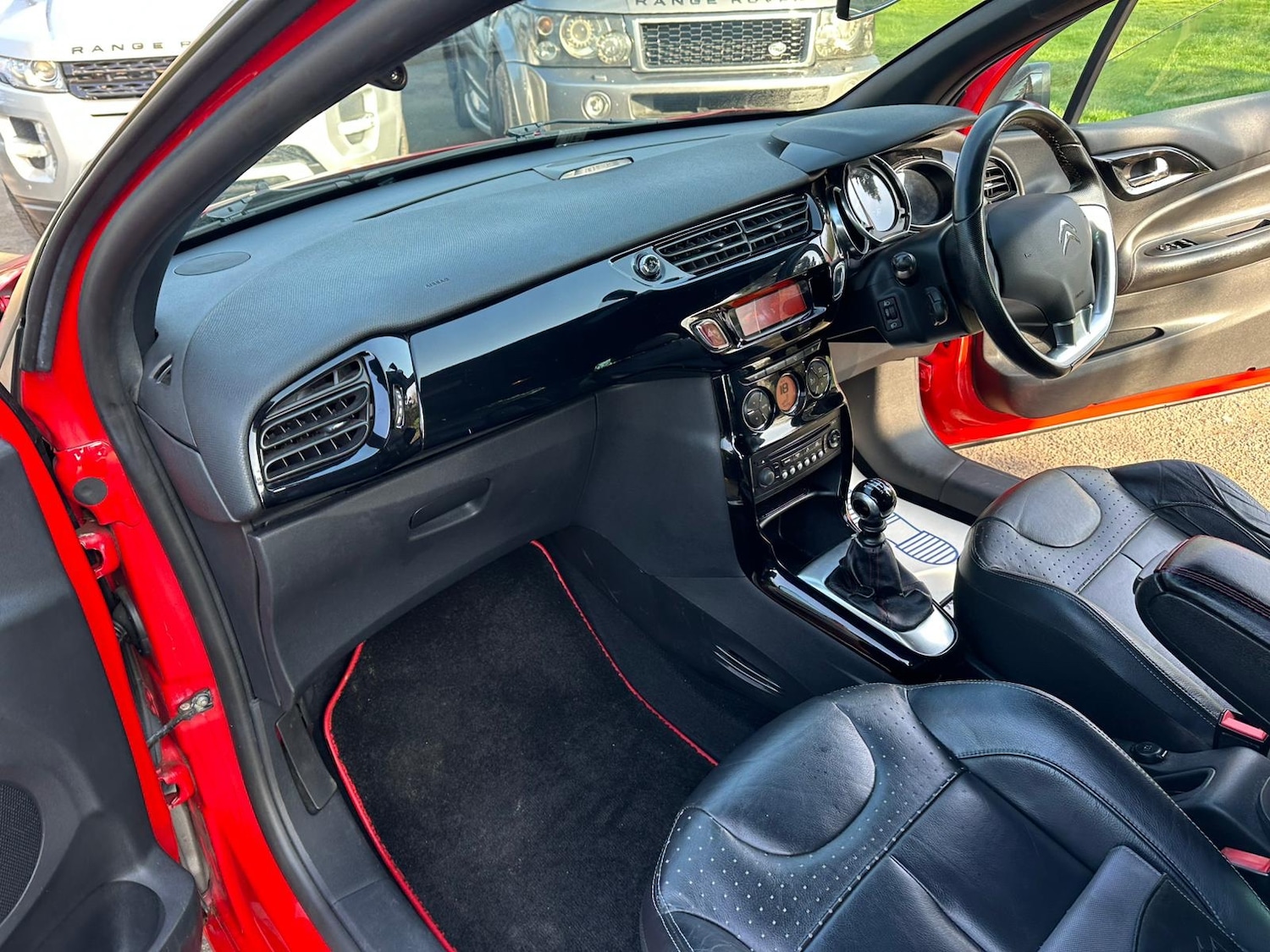 Used Citroen DS3 2010 for sale - 77742971: Photo 11