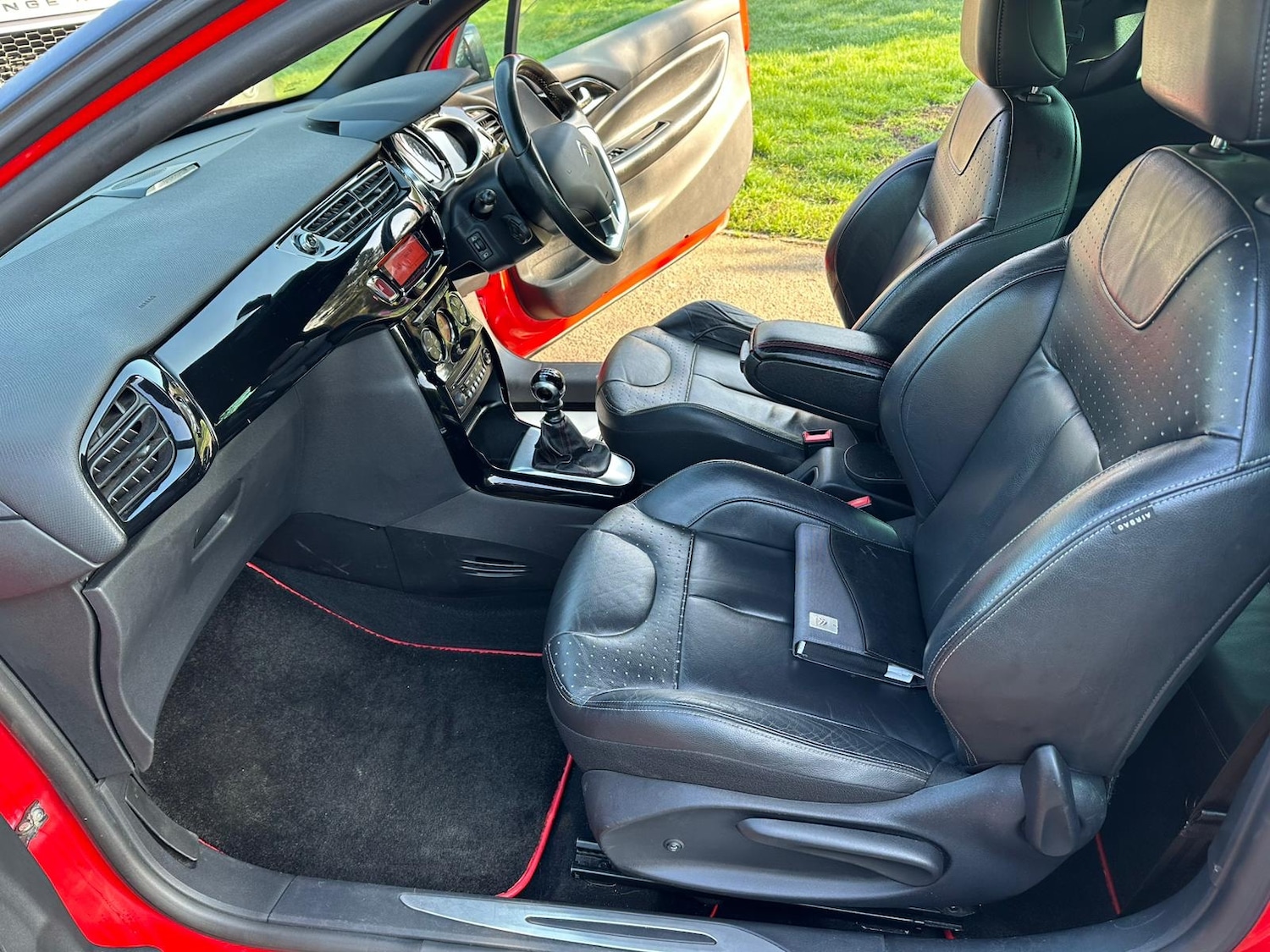 Used Citroen DS3 2010 for sale - 77742971: Photo 12