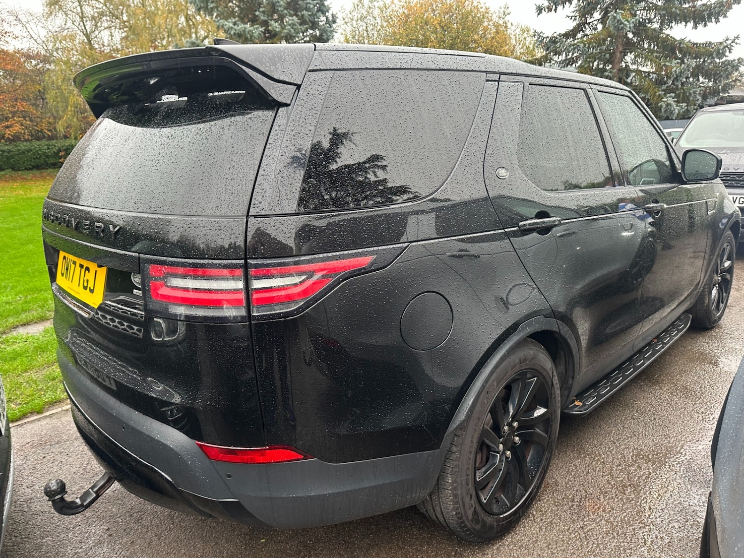 Used Land Rover Discovery 2017 for sale - 76541642: Photo 6
