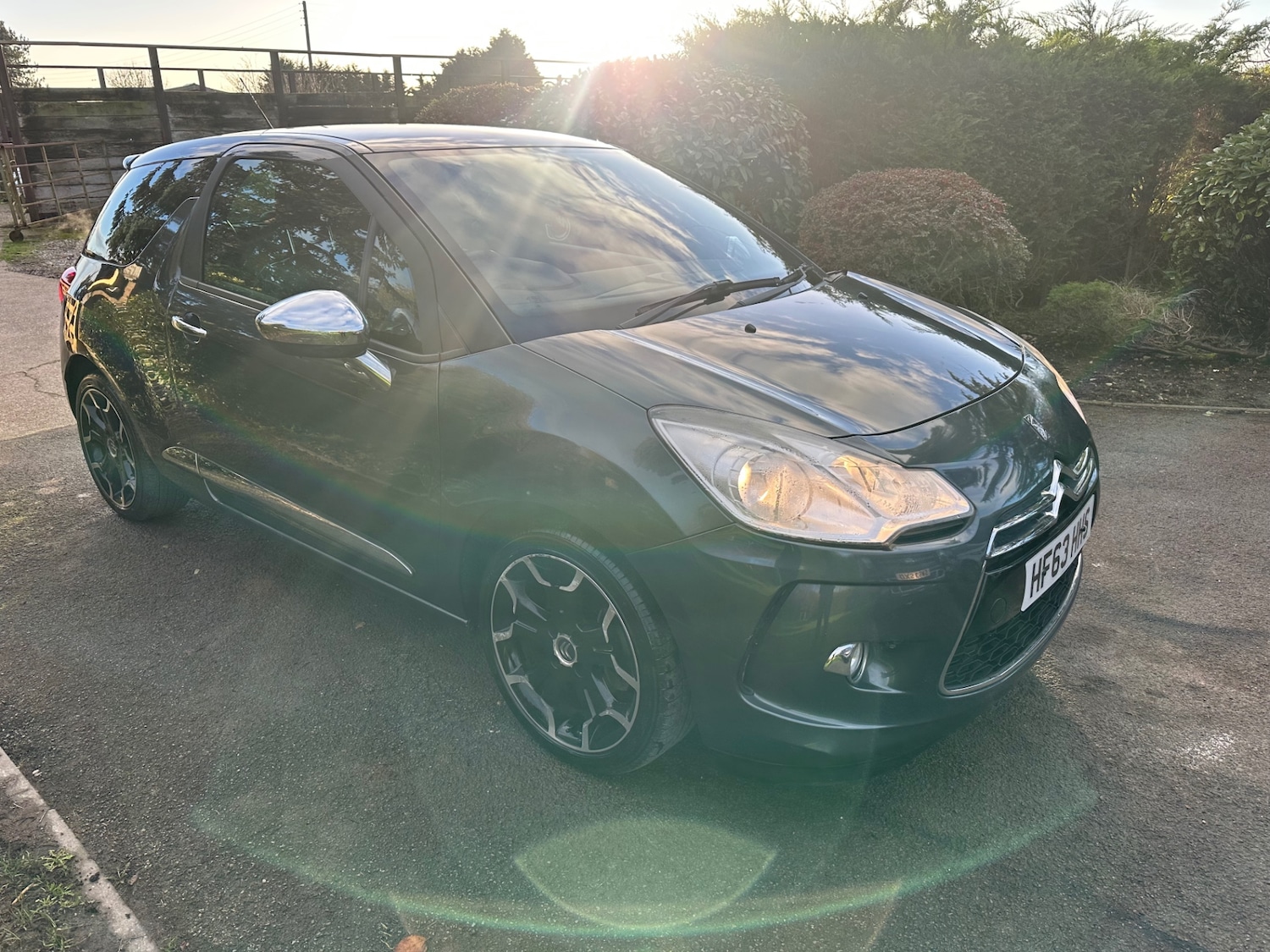 Used Citroen DS3 2013 for sale - 76694645: Photo 3