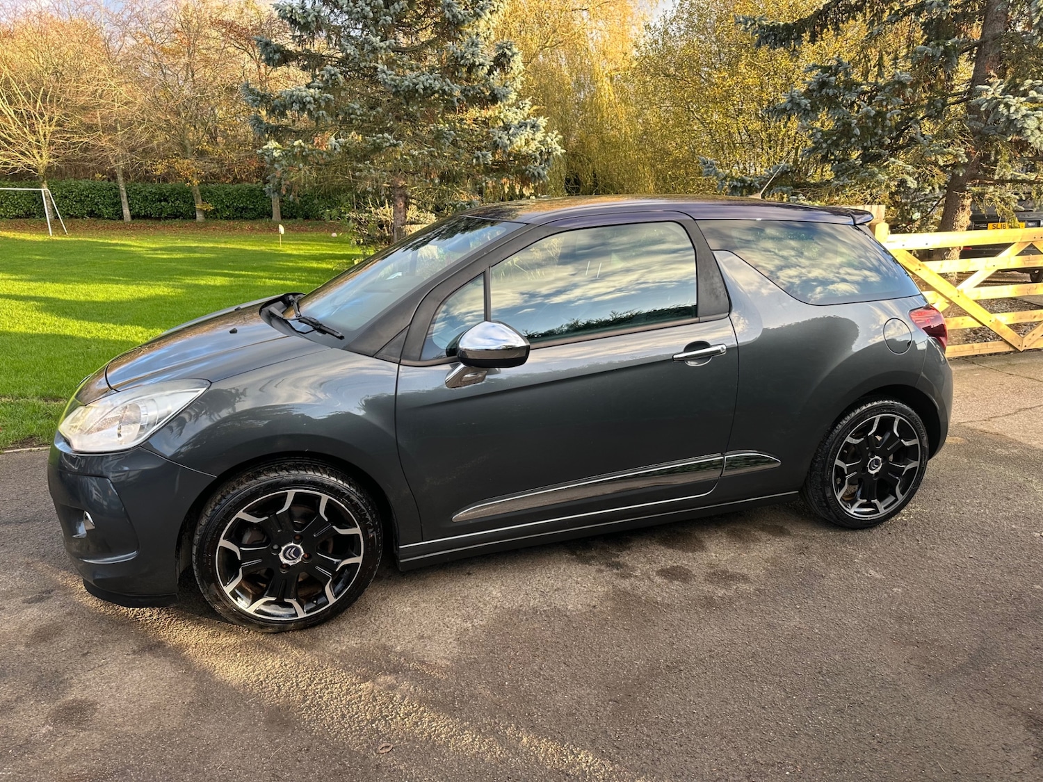 Used Citroen DS3 2013 for sale - 76694645: Photo 8
