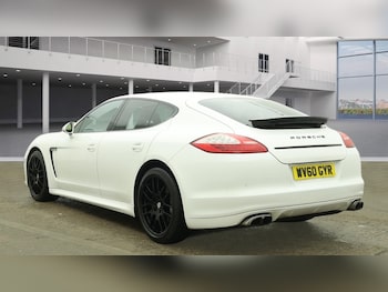 Used Porsche Panamera 2010 for sale - 77356974: Photo