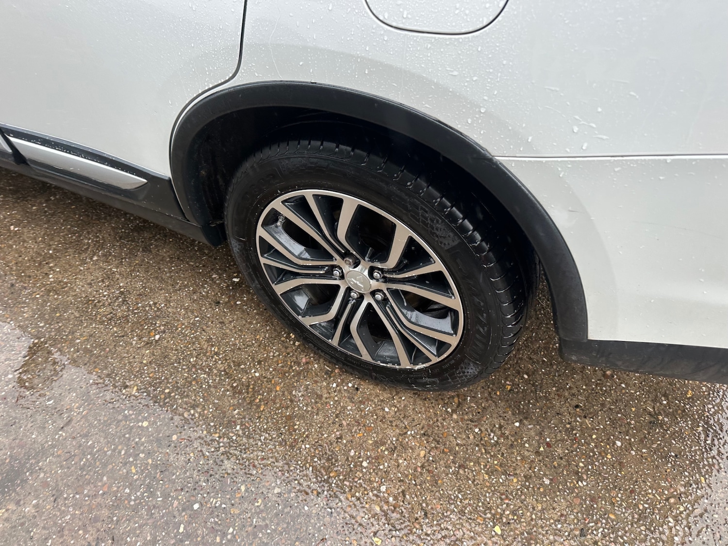 Used Mitsubishi Outlander 2018 for sale - 77045680: Photo 17