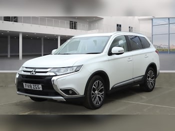Used Mitsubishi Outlander 2018 for sale - 77045680: Photo