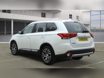 Used Mitsubishi Outlander 2018 for sale - 77045680: Photo