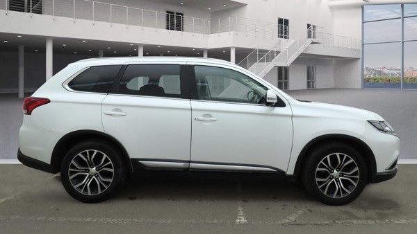 Used Mitsubishi Outlander 2018 for sale - 77045680: Photo 5