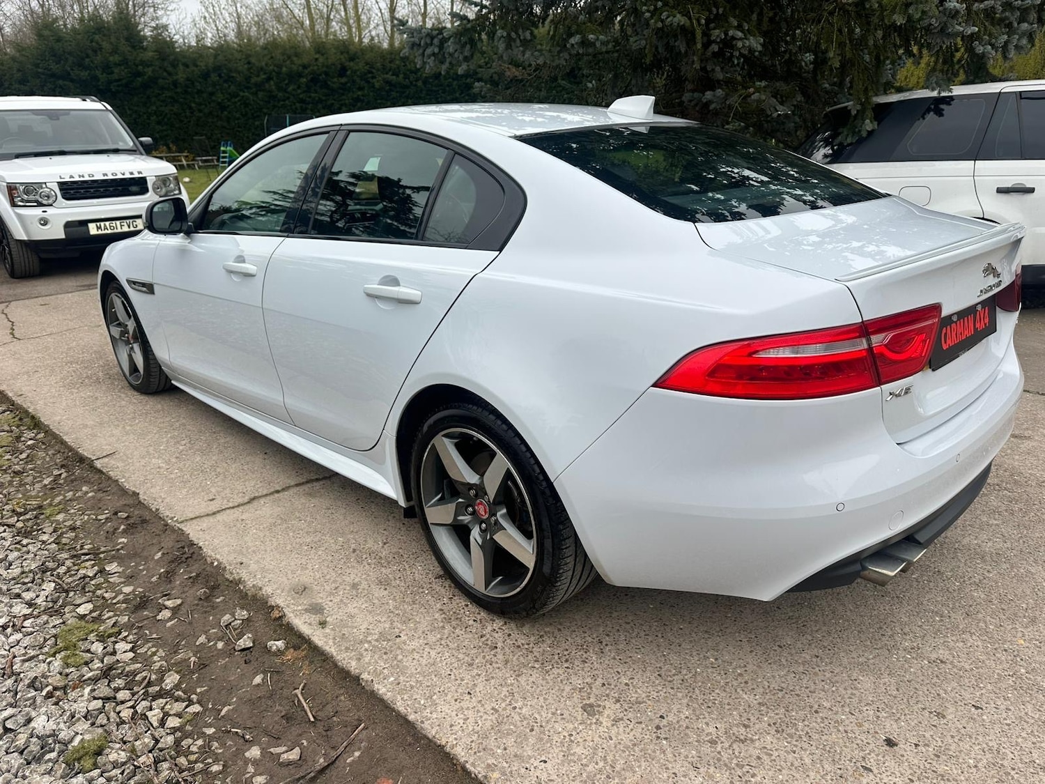 Used Jaguar XE 2017 for sale - 78090705: Photo 2