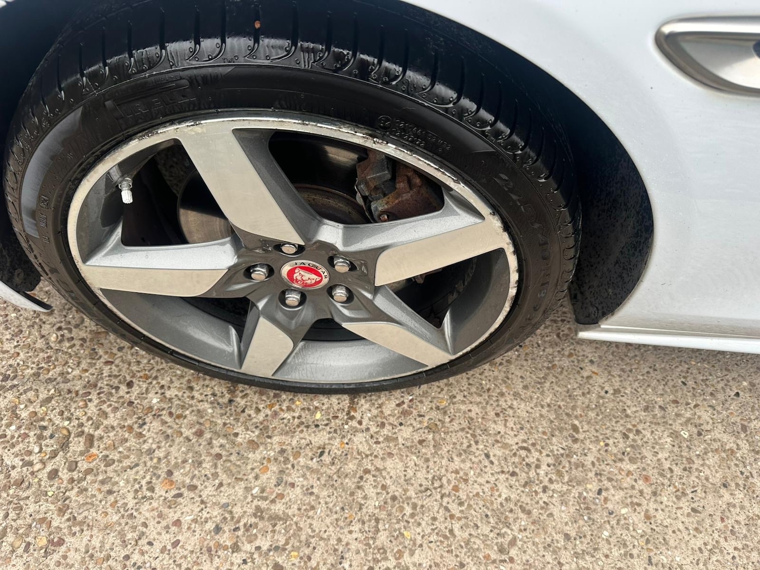 Used Jaguar XE 2017 for sale - 78090705: Photo 4