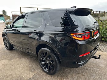 Used Land Rover Discovery Sport 2021 for sale - 79697327: Photo