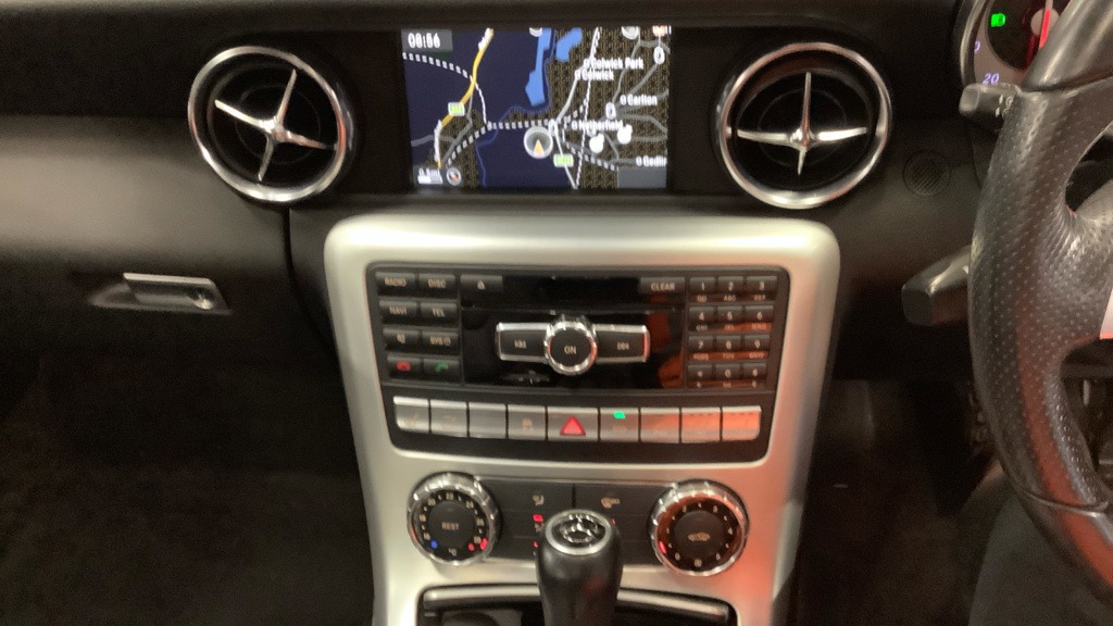 Used Mercedes-Benz SLK 2012 for sale - 77515402: Photo 16