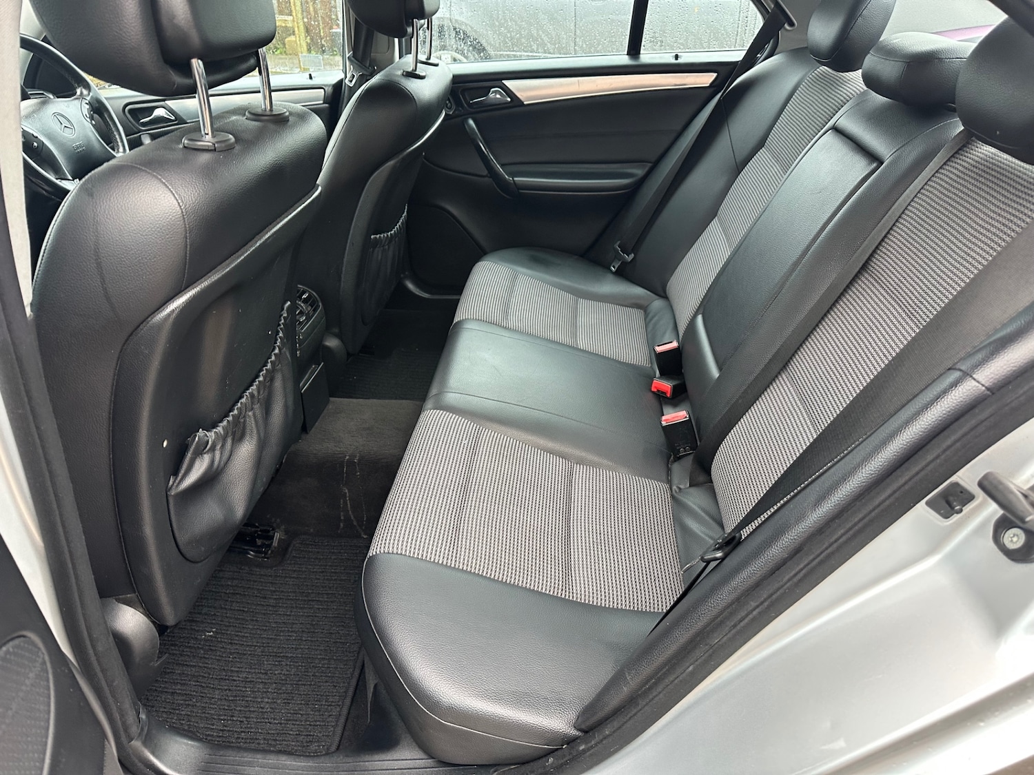 Used Mercedes-Benz C Class 2005 for sale - 76591920: Photo 12