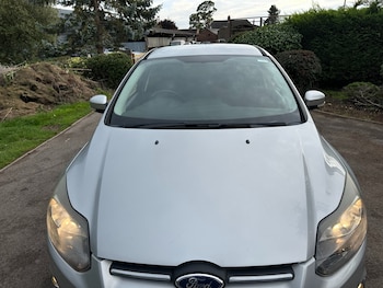 Used Ford Focus 2011 for sale - 76098055: Photo 4