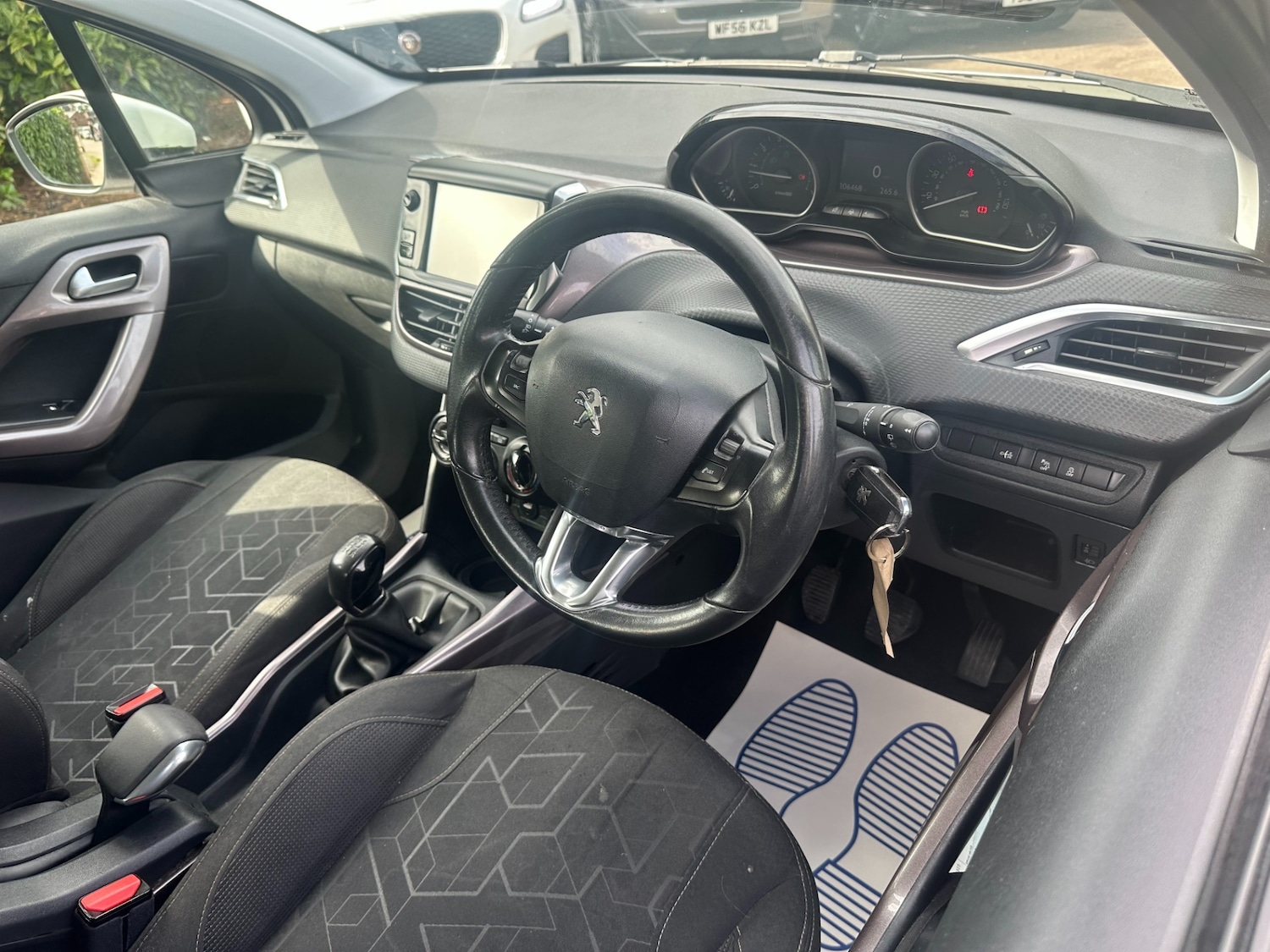 Used Peugeot 2008 2013 for sale - 75895635: Photo 11