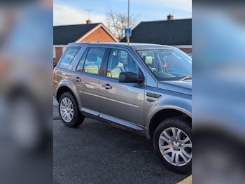 Used Land Rover Freelander 2009 for sale - 77239949: Photo