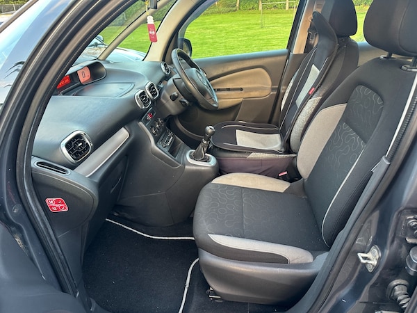 Used Citroen C3 Picasso 2011 for sale - 76217922: Photo 10