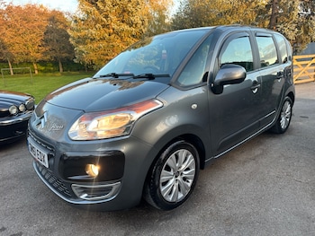 2011 (61) - 1.6 HDi 8V VTR+ 5dr