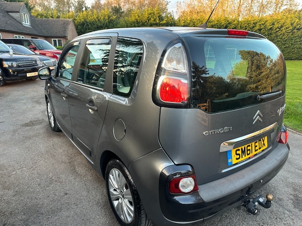 Used Citroen C3 Picasso 2011 for sale - 76217922: Photo 6
