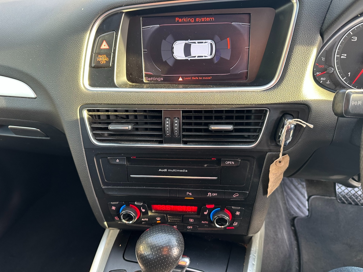 Used Audi Q5 2011 for sale - 76655554: Photo 12