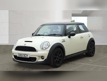MINI Hatch feature image