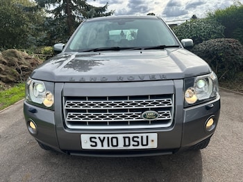 Used Land Rover Freelander 2010 for sale - 76104581: Photo