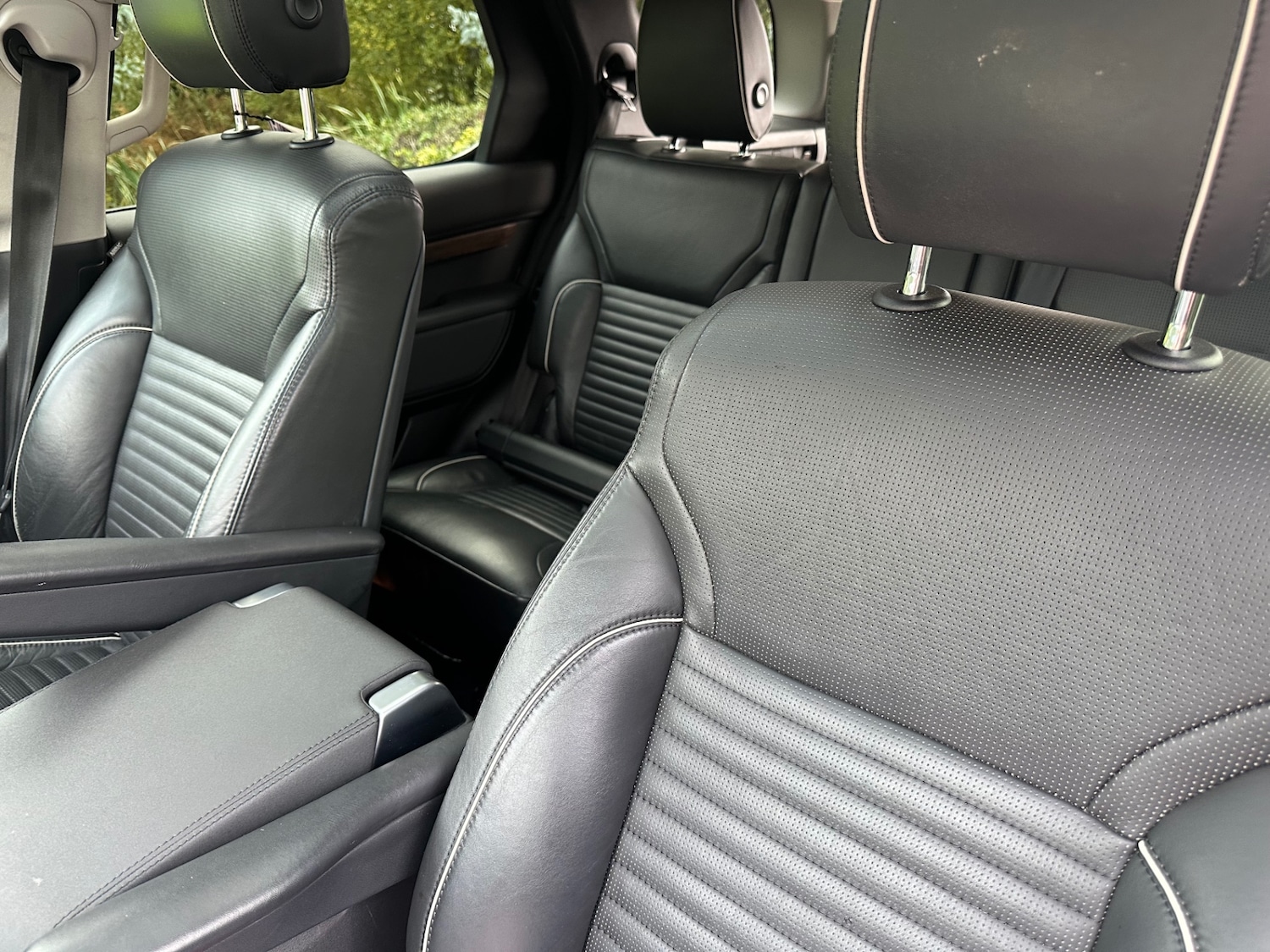 Used Land Rover Discovery 2018 for sale - 76402376: Photo 15