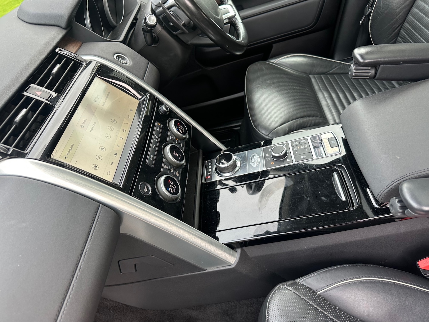 Used Land Rover Discovery 2018 for sale - 76402376: Photo 16