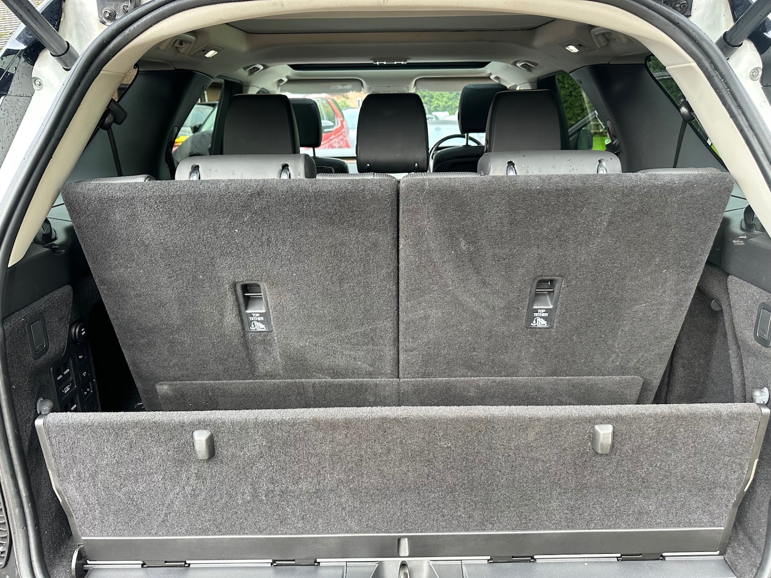 Used Land Rover Discovery 2018 for sale - 76402376: Photo 25