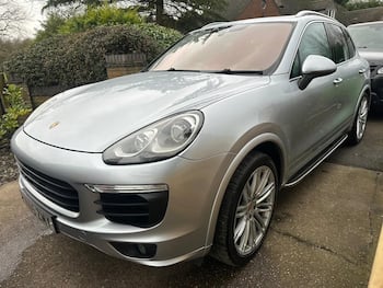 Used Porsche Cayenne 2015 for sale - 79697328: Photo