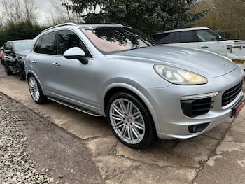 Used Porsche Cayenne 2015 for sale - 79697328: Photo