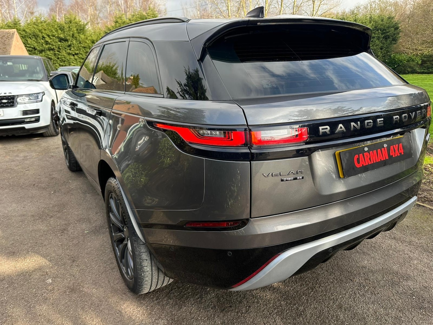 Used Land Rover Range Rover Velar 2018 for sale - 77379501: Photo 3