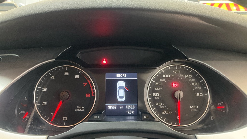 Used Audi A4 2010 for sale - 77361221: Photo 12