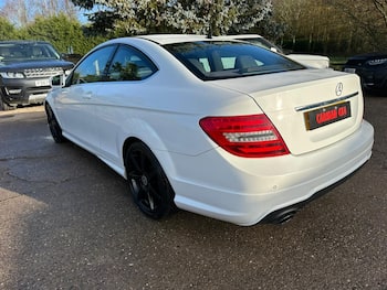 Used Mercedes-Benz C Class 2012 for sale - 79697326: Photo