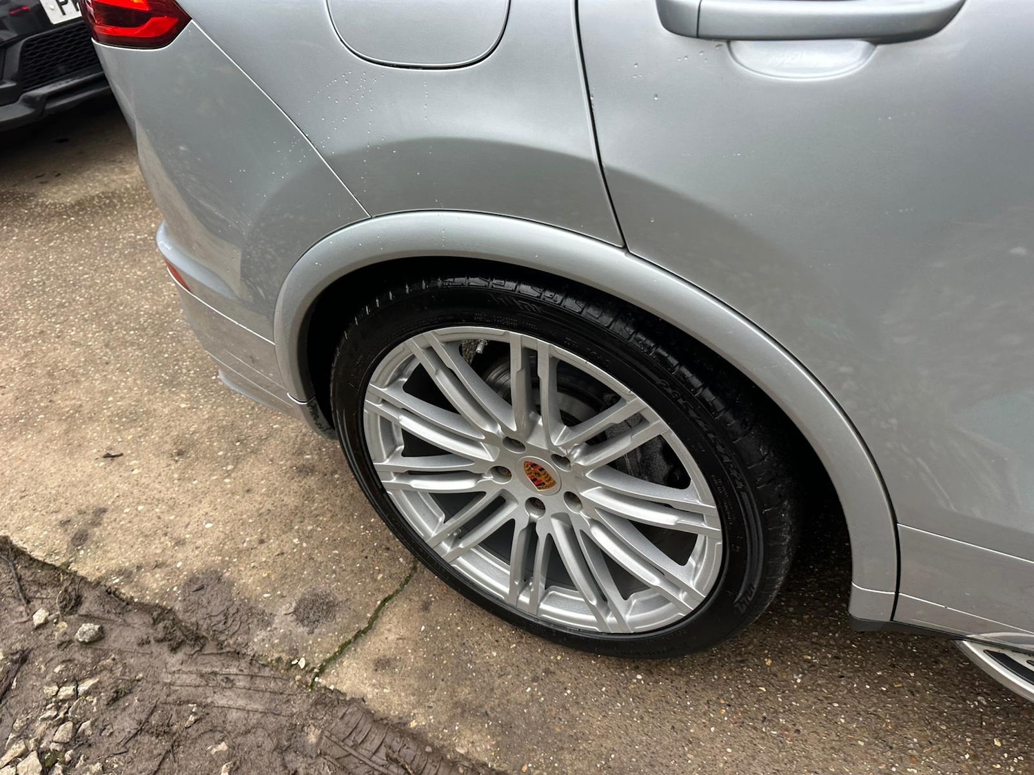 Used Porsche Cayenne 2015 for sale - 77391774: Photo 16