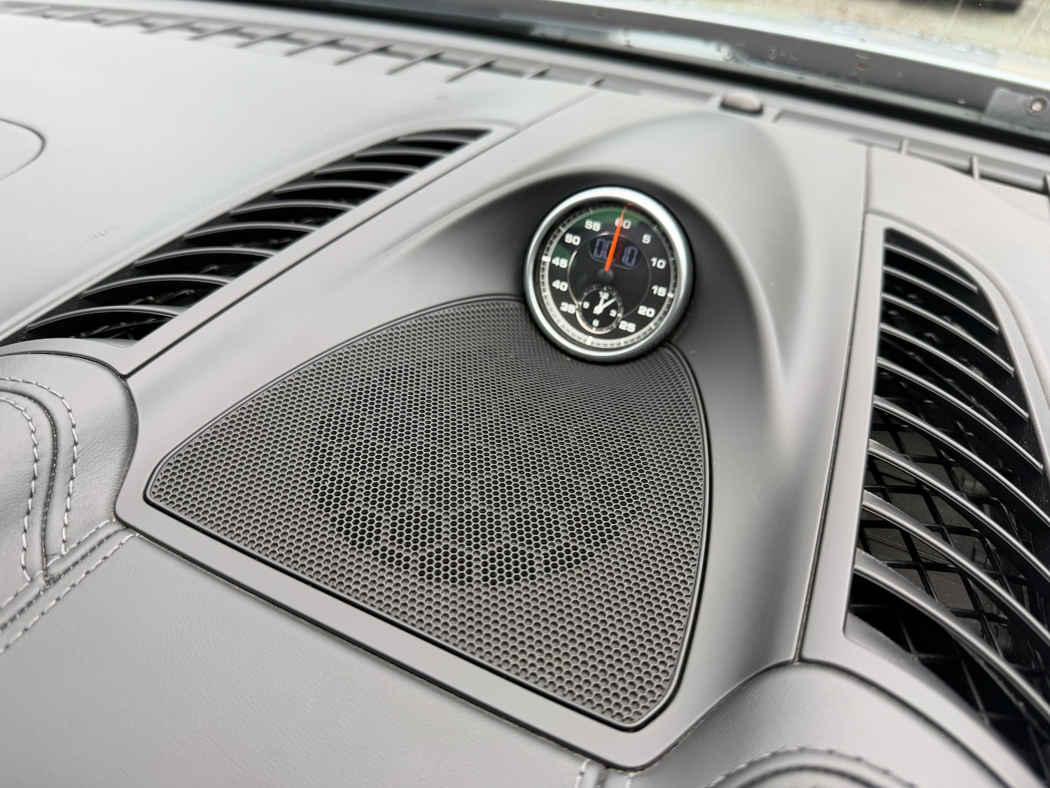 Used Porsche Cayenne 2015 for sale - 77391774: Photo 22