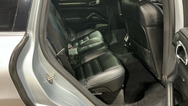 Used Porsche Cayenne 2015 for sale - 77391774: Photo 9