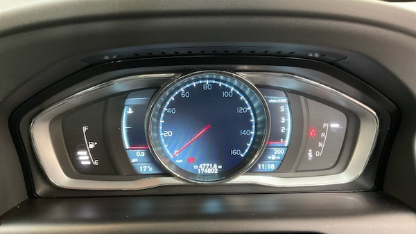 Used Volvo XC60 2014 for sale - 76155458: Photo 10