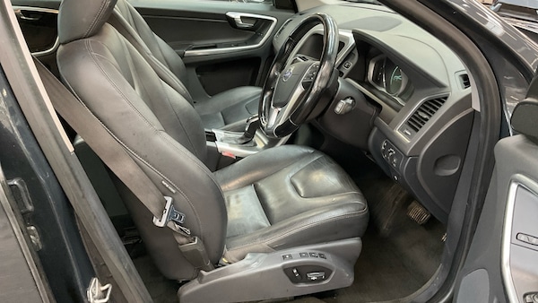 Used Volvo XC60 2014 for sale - 76155458: Photo 7