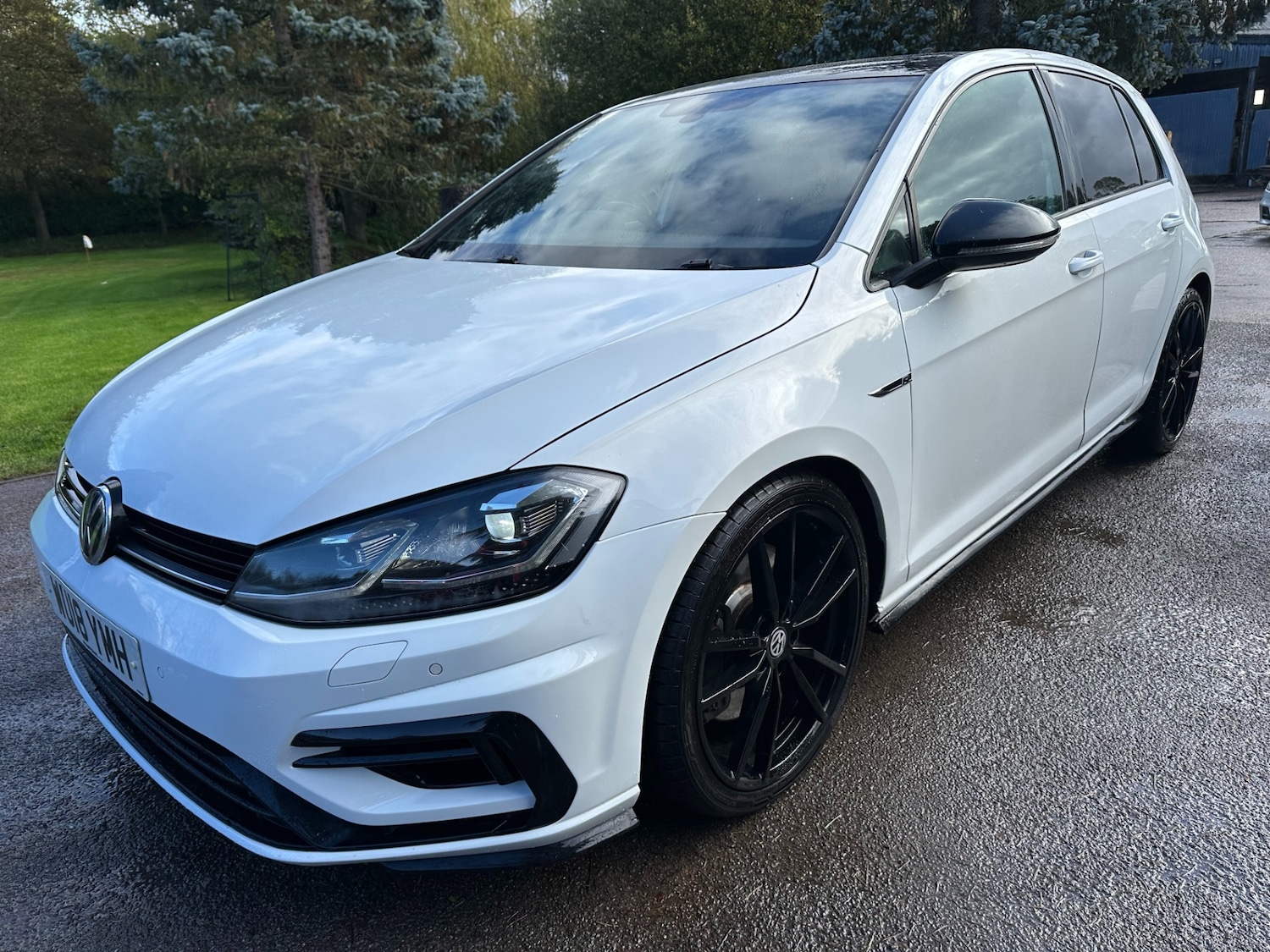 Used Volkswagen Golf 2018 for sale - 76384577: Photo 1