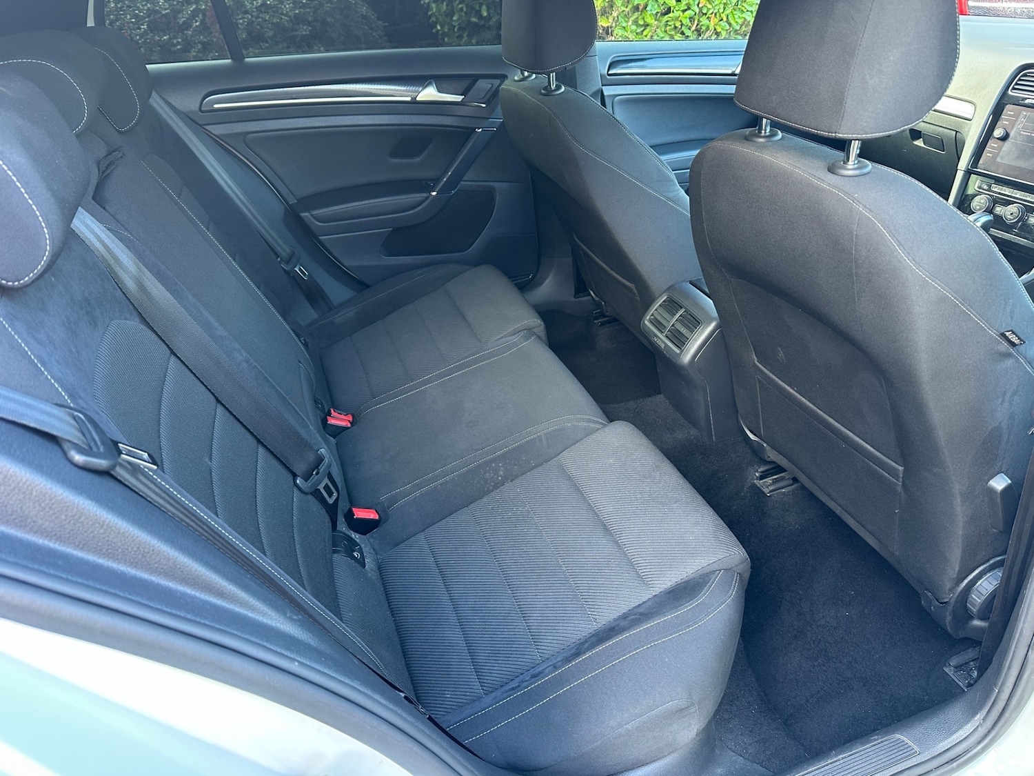 Used Volkswagen Golf 2018 for sale - 76384577: Photo 10