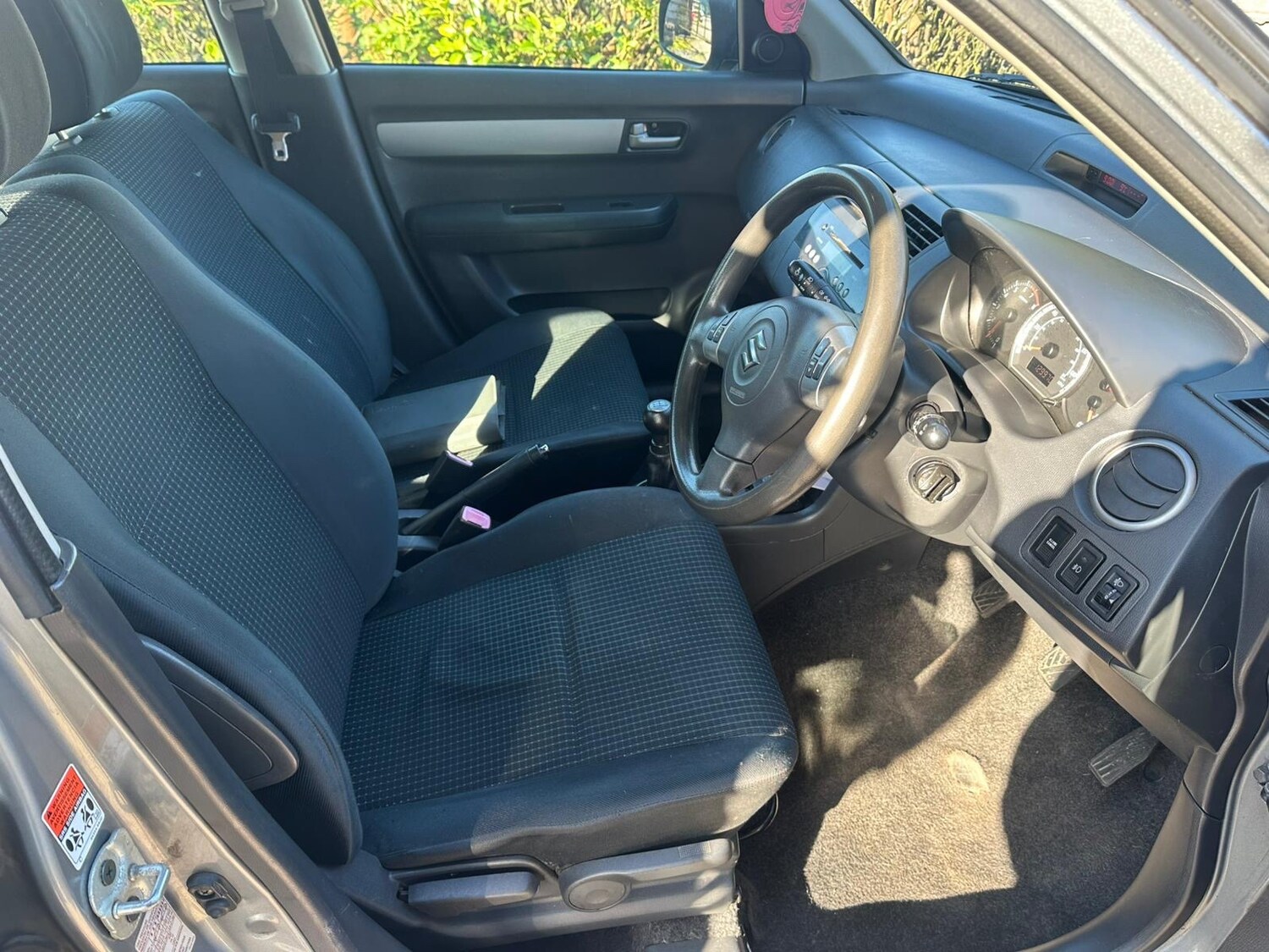 Used Suzuki Swift 2006 for sale - 77931683: Photo 12