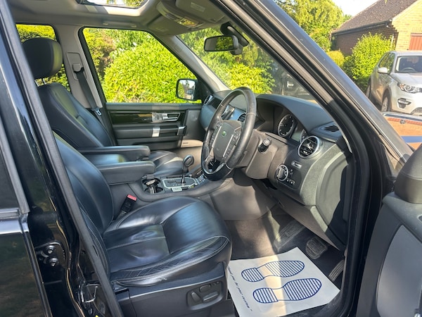 Used Land Rover Discovery 2010 for sale - 74741186: Photo 18