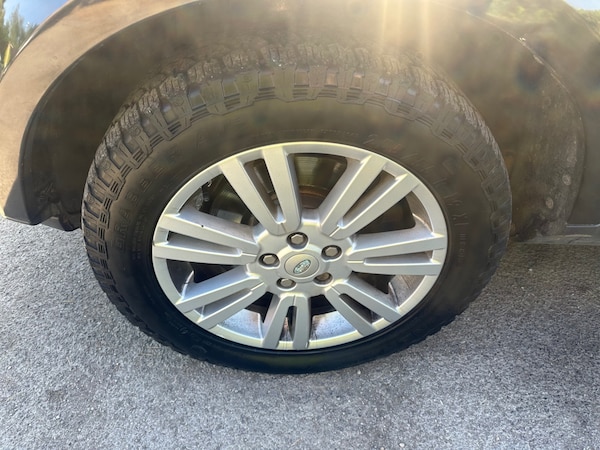 Used Land Rover Discovery 2010 for sale - 74741186: Photo 8