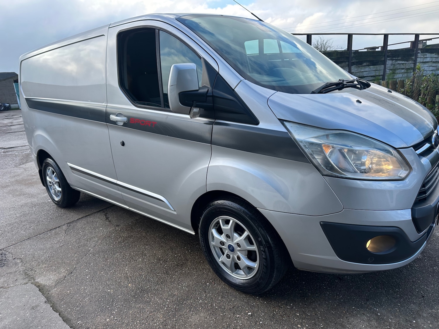 Used Ford Transit Custom 2013 for sale - 77393551: Photo 3