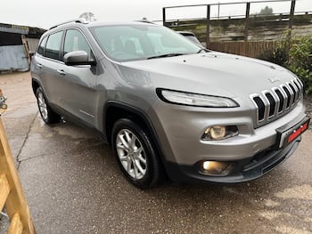 Used Jeep Cherokee 2015 for sale - 79697247: Photo