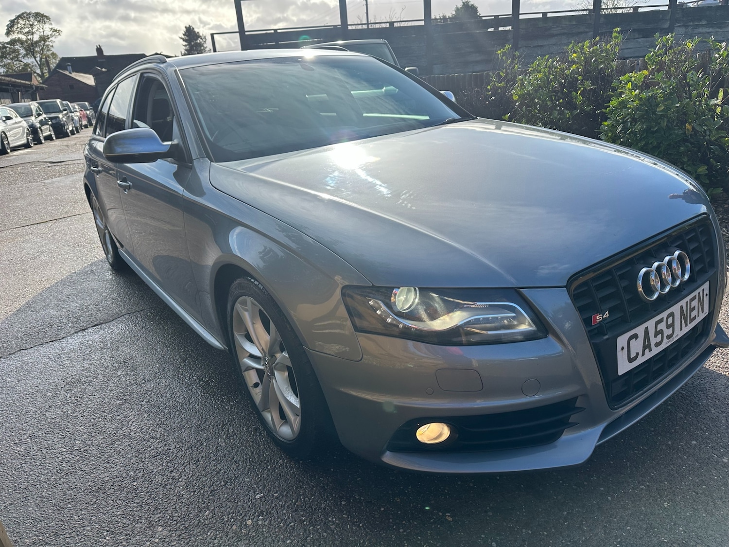 Used Audi A4 2010 for sale - 76384312: Photo 3