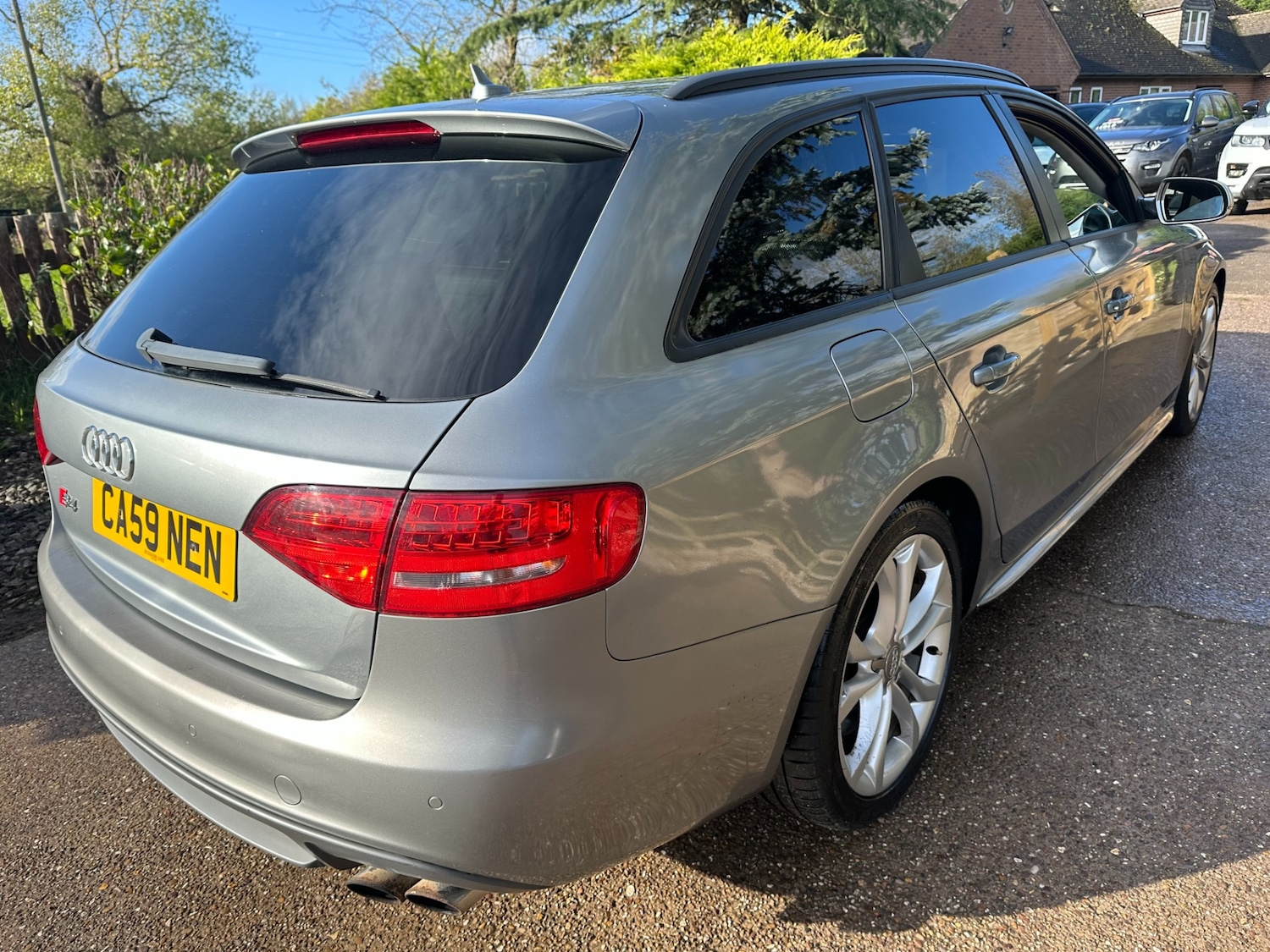 Used Audi A4 2010 for sale - 76384312: Photo 6