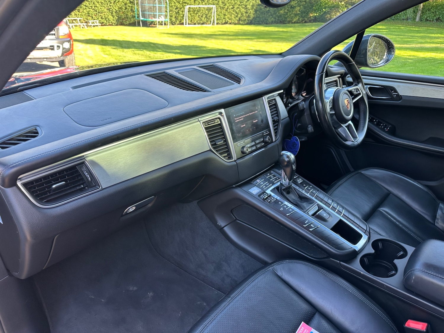 Used Porsche Macan 2016 for sale - 76363325: Photo 21